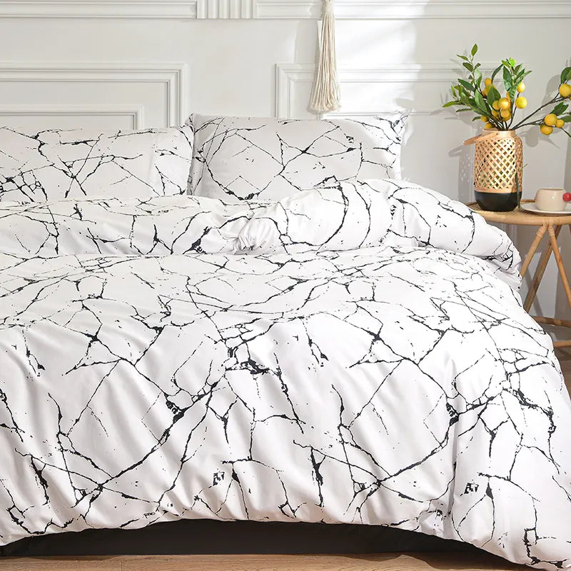 Black and White Bedding Set for Double Bed